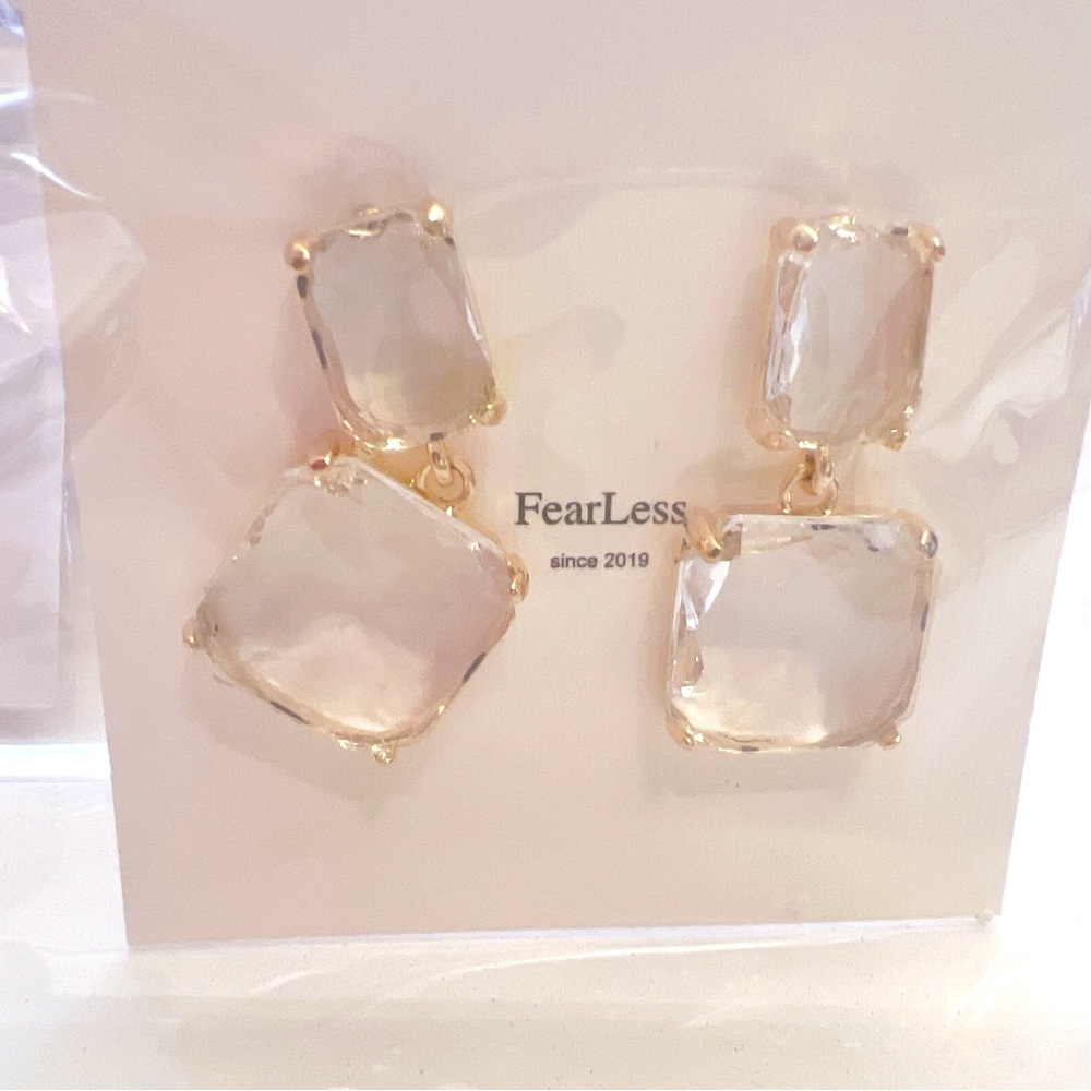Sparkle earring very elegant